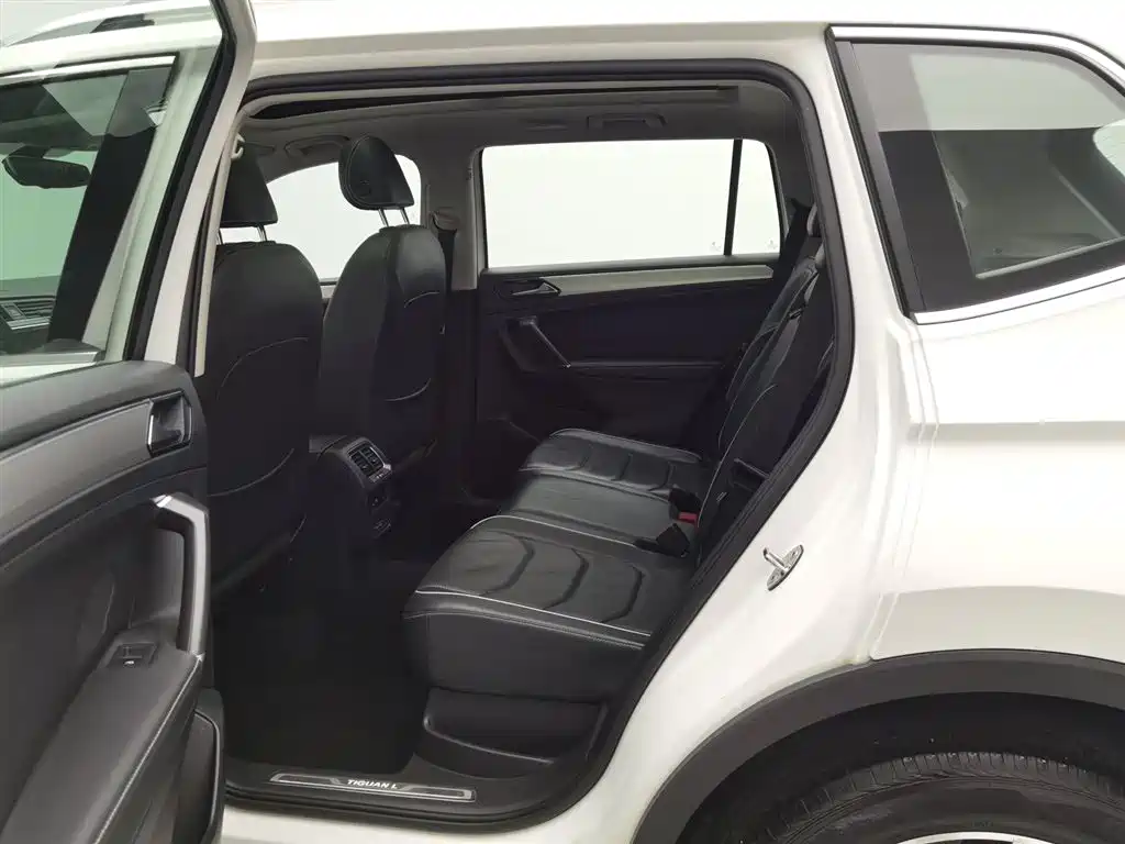 Volkswagen Tiguan L 2018 Facelift 330TSI Automatic 2WD Flagship Edition фото 15