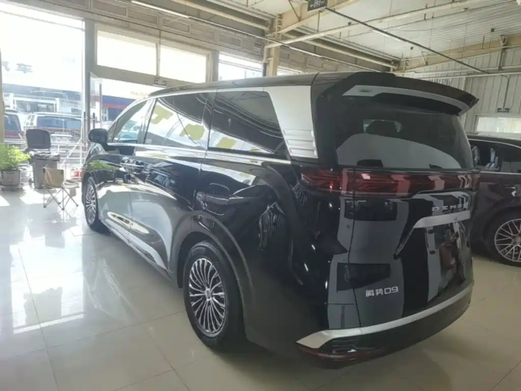 Denza D9 2026 2024 EV 620 Premium