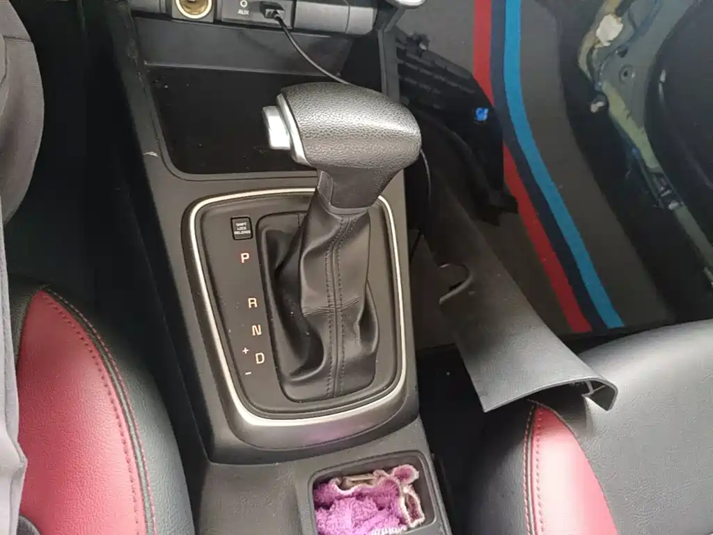 Kia K2 2017 2017 Sedan 1.4L AT GLS