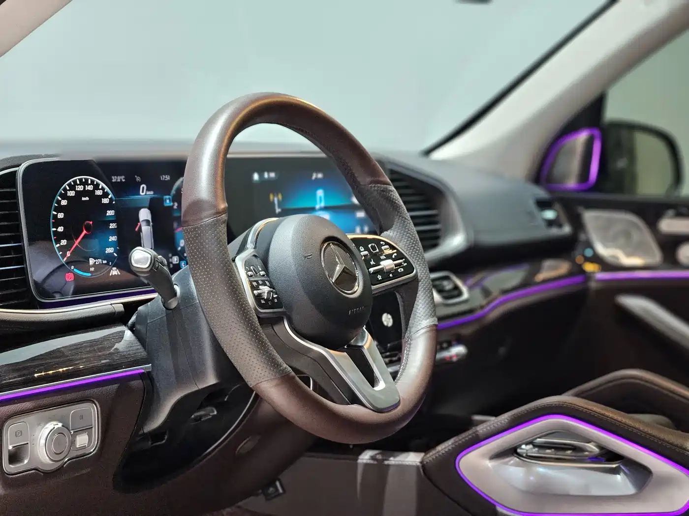 Mercedes-Benz GLE 2022 GLE 350 4MATIC Fashion фото 7