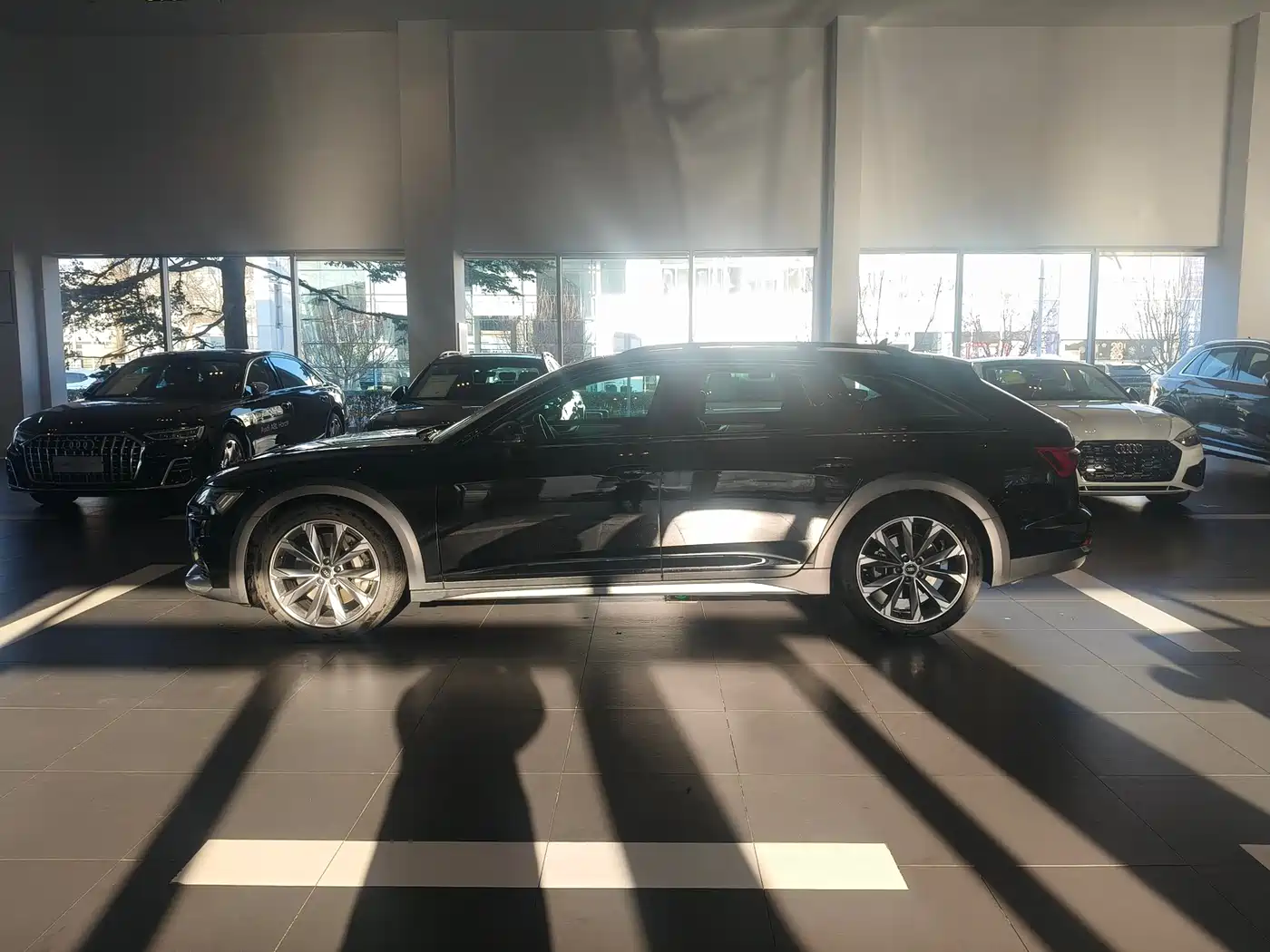 Audi A6 (Import) 2024 allroad quattro 55 TFSI Premium Off-road фото 5