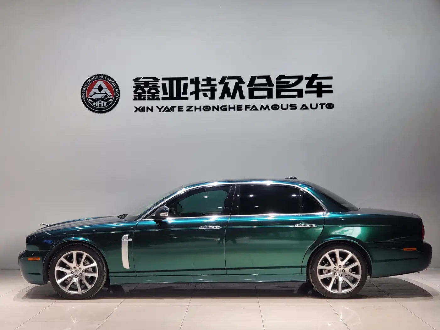 Jaguar XJ 2007 Model XJ6L 3.0 Royal Long Wheelbase фото 4