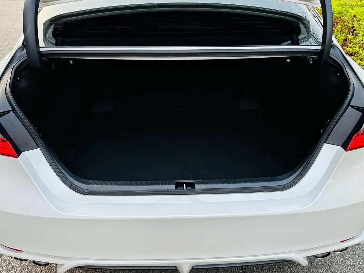 Toyota Camry 2022 2.0S Knight Edition фото 13