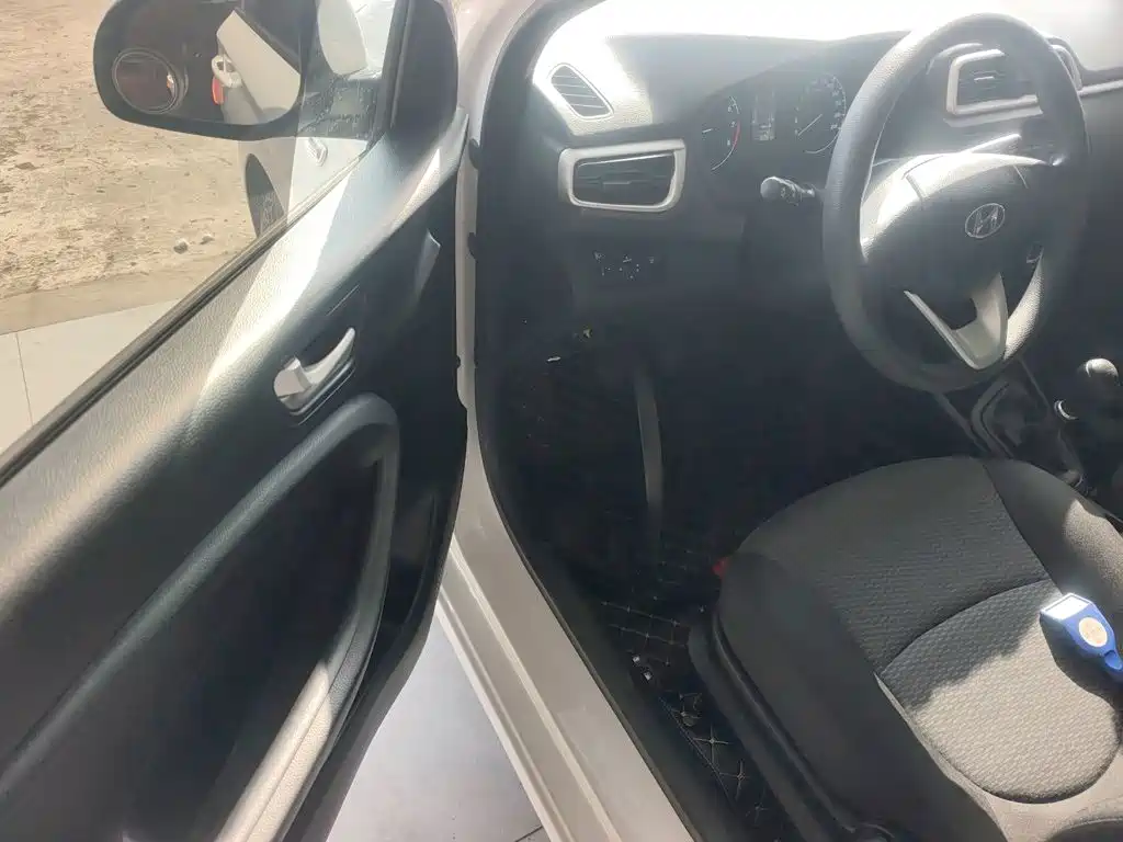 Hyundai Verna 2020 2020 1.4L Manual GL Renewal Edition