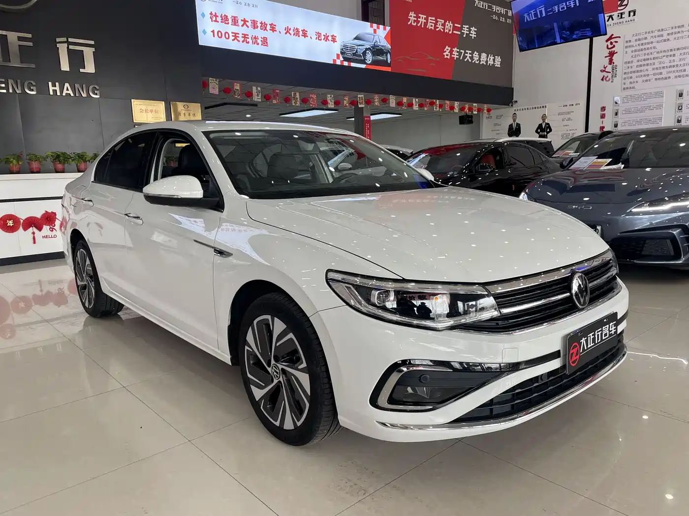 Volkswagen Bora 2023 300TSI DSG Premium Edition фото 6