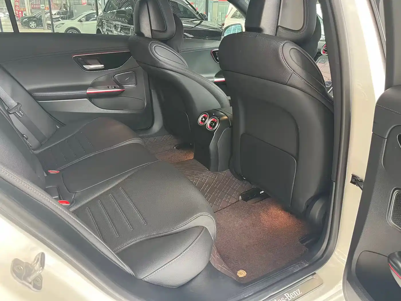 Mercedes-Benz C-Class 2025 C 260 L Sport Edition фото 8