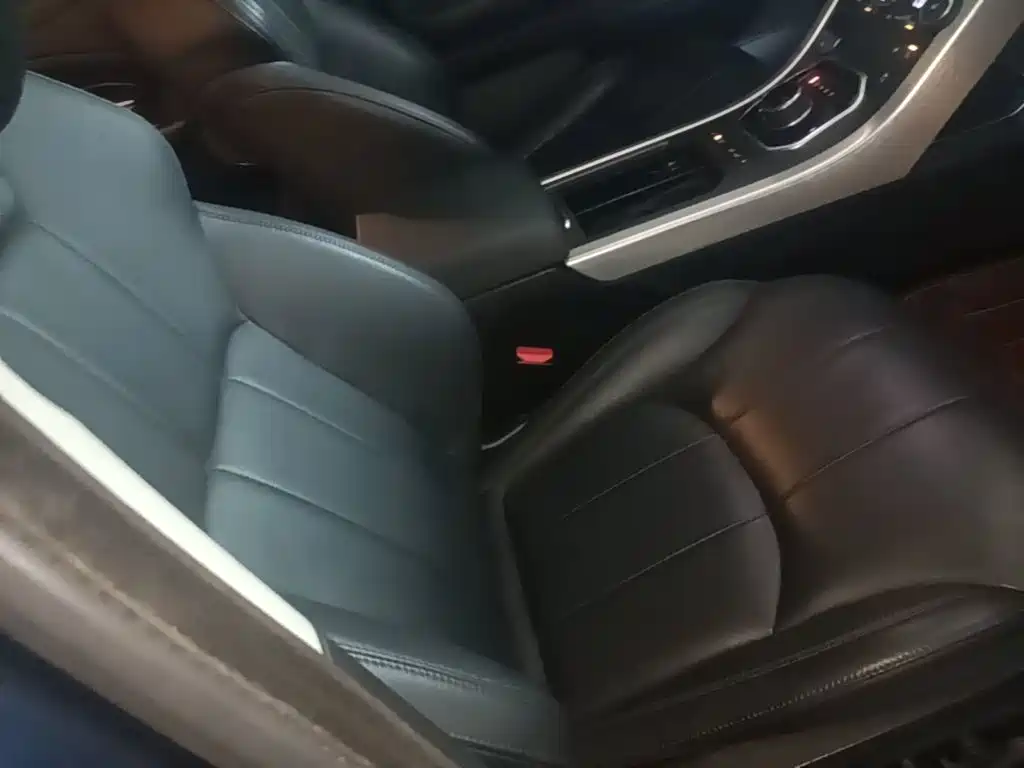 Фото 25 - Land Rover Range Rover Evoque