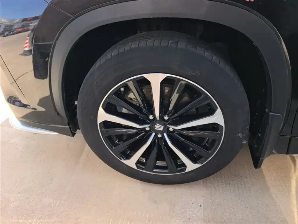 Toyota Crown Kluger 2023 2.5L HEV AWD Luxury Edition фото 23