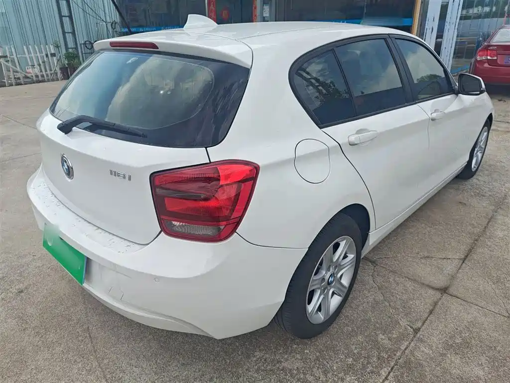 BMW 1 Series (Import) 2013 Facelift 116i Leading Model фото 7