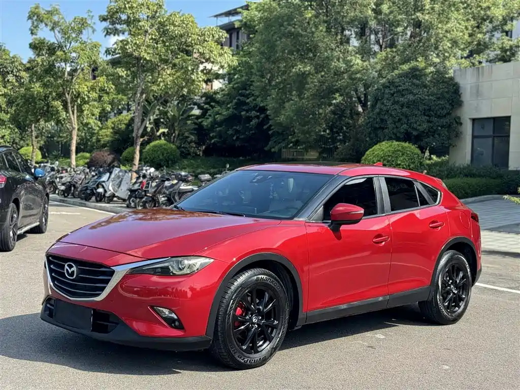 Photo 1 - Mazda CX-4