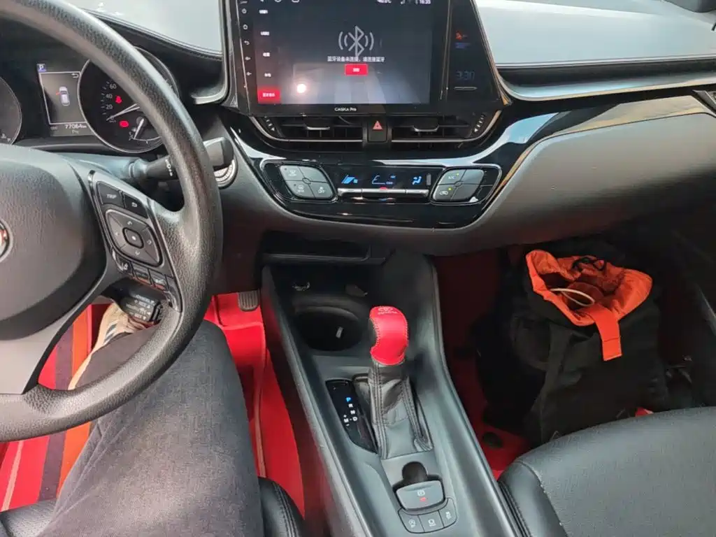 Toyota C-HR 2020 2020 Model 2.0L Comfort