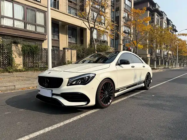 MERCEDES-BENZ CLA AMG