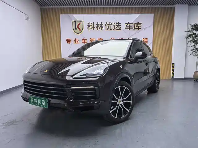PORSCHE CAYENNE