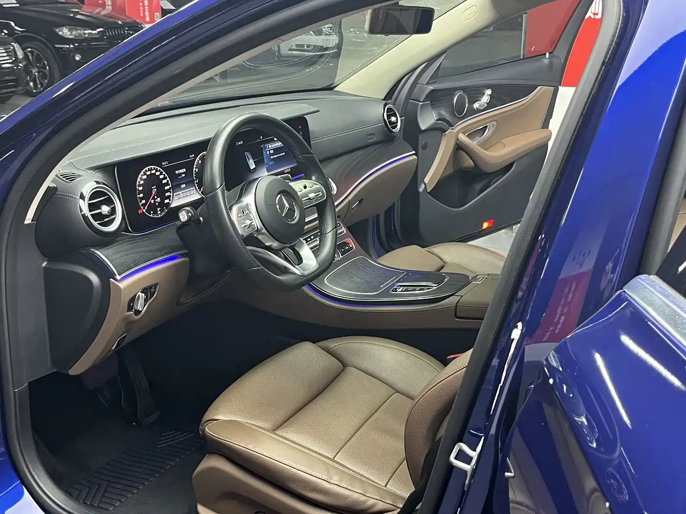 Mercedes-Benz E-Class 2019 E 200 L Sport фото 16