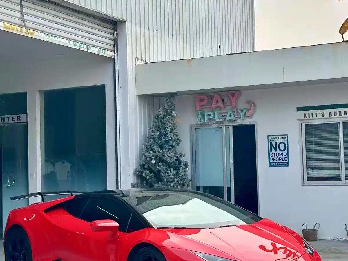 LAMBORGHINI HURACÁN