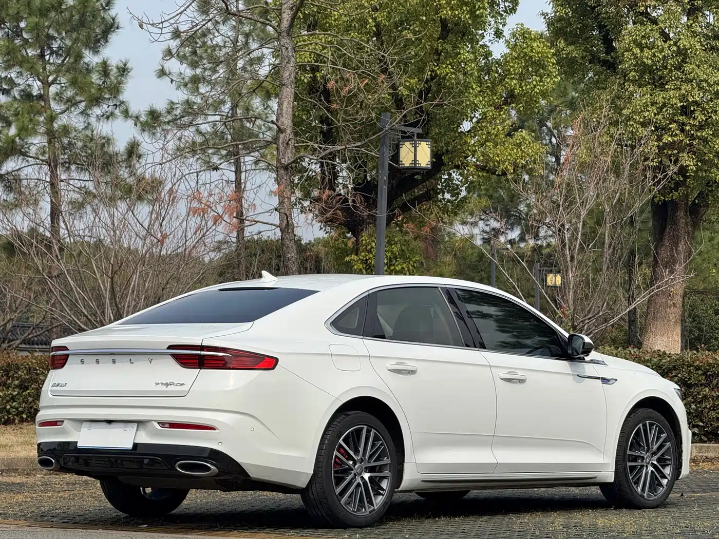 GEELY AUTOMOBILE XINGRUI