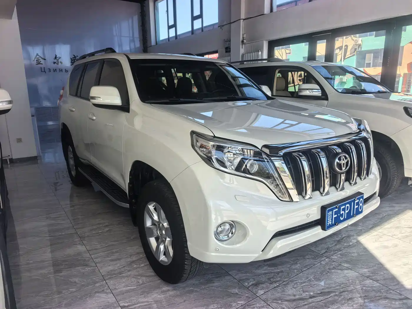Toyota Prado 2016 3.5L Auto TX-L фото 3