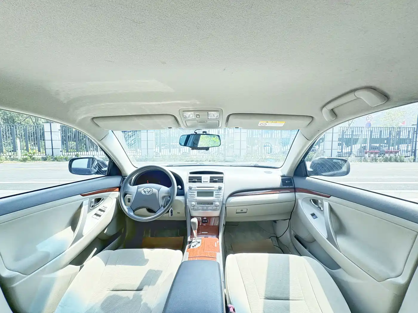 Toyota Camry 2013 200E Classic Elite Edition фото 5