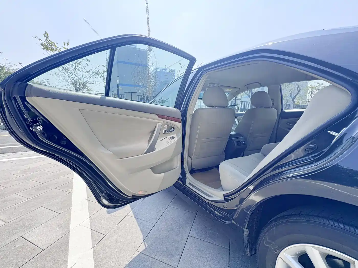 Toyota Camry 2013 200E Classic Elite Edition фото 23