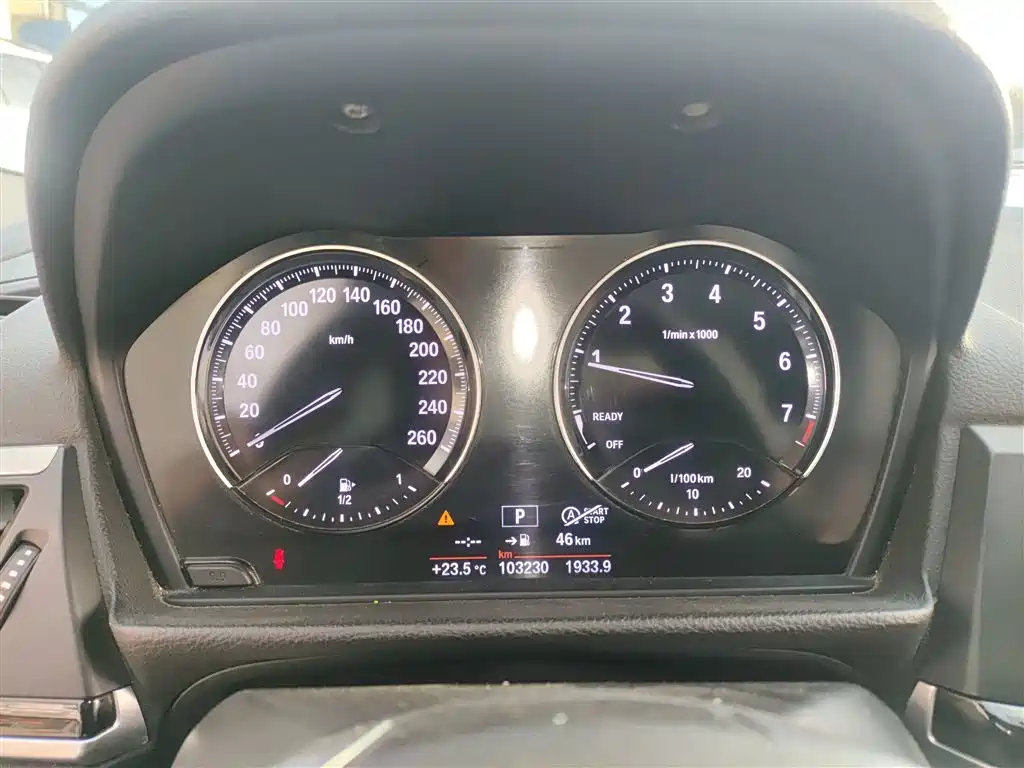 BMW 1 Series 2018 118i Sport Edition фото 12