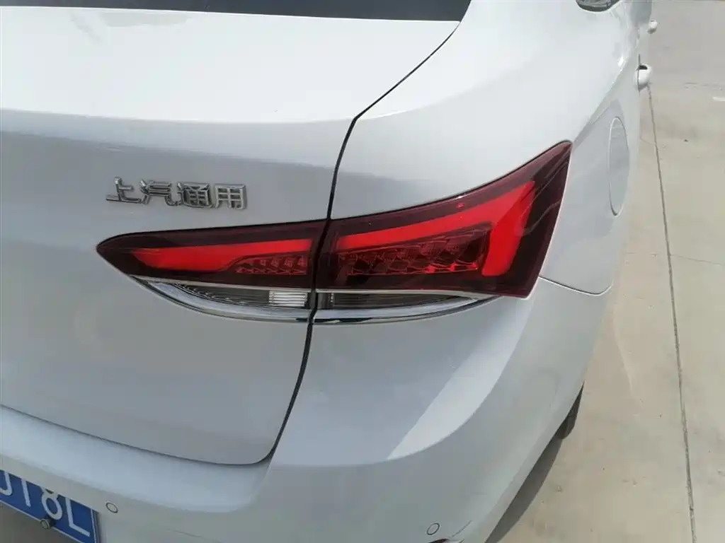 Buick Excelle 2019 18T Auto Connected Elite China VI фото 8