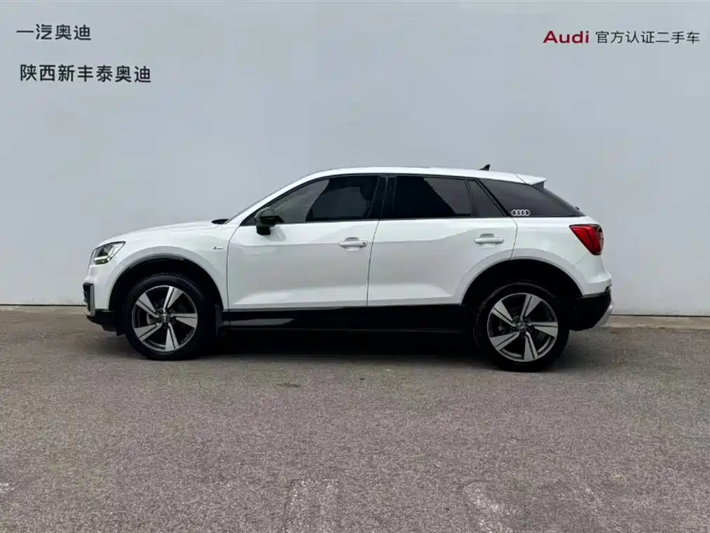 Audi Q2L 2020 35 TFSI Fashion Dynamic Model фото 30