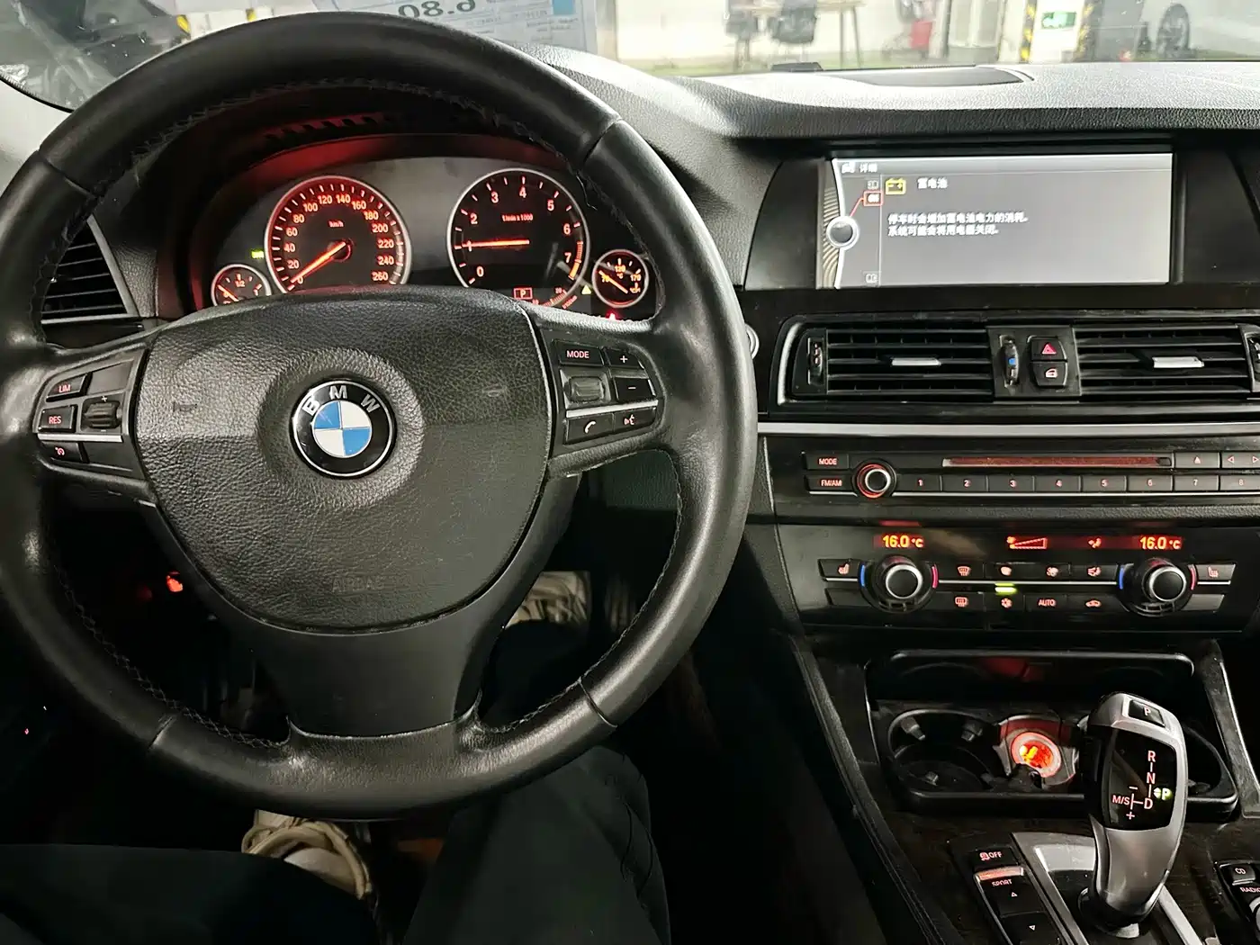 صورة 17 - BMW 5 Series (Import)