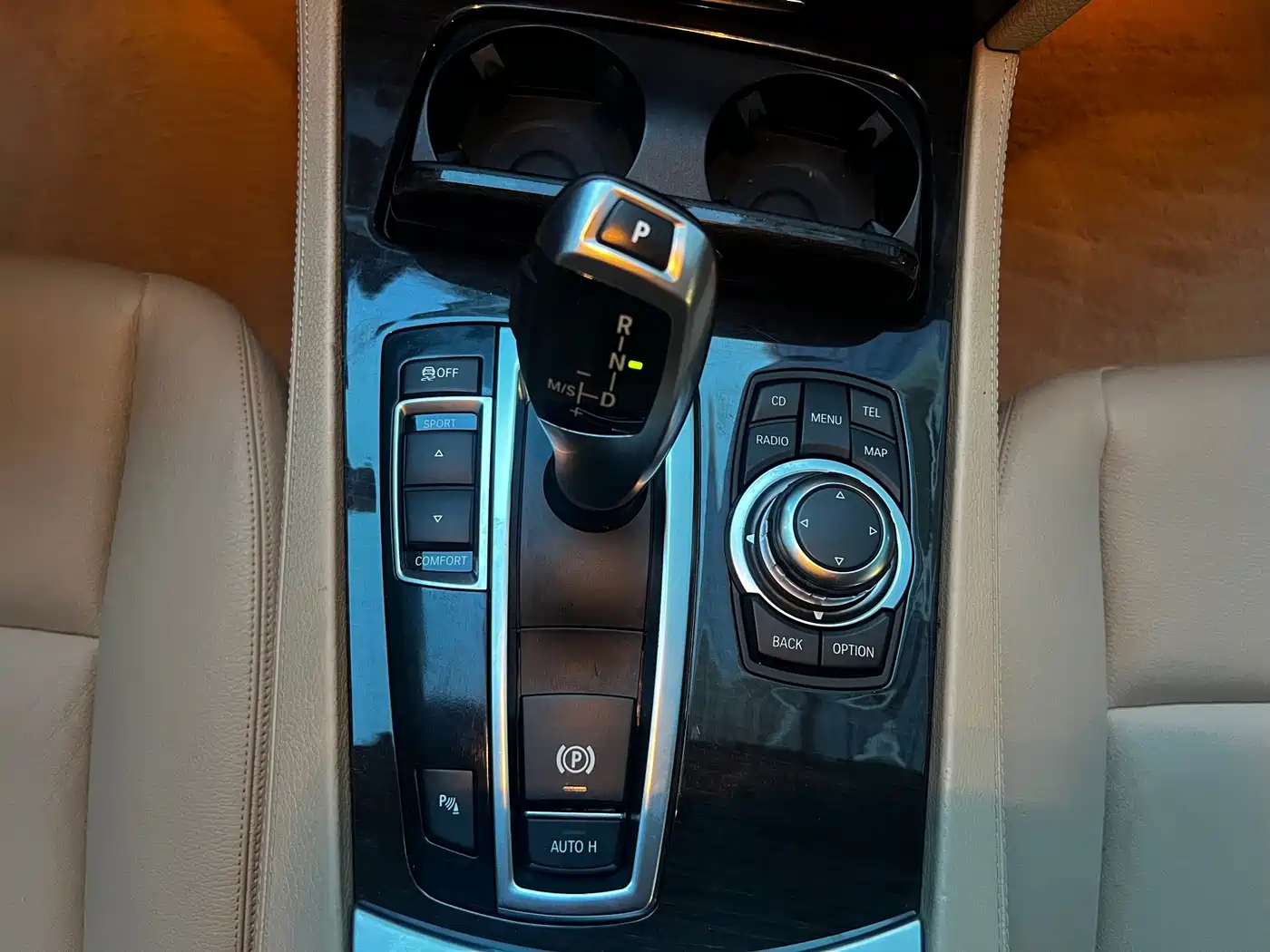 BMW 7 Series 2012 2011 730Li Elegance