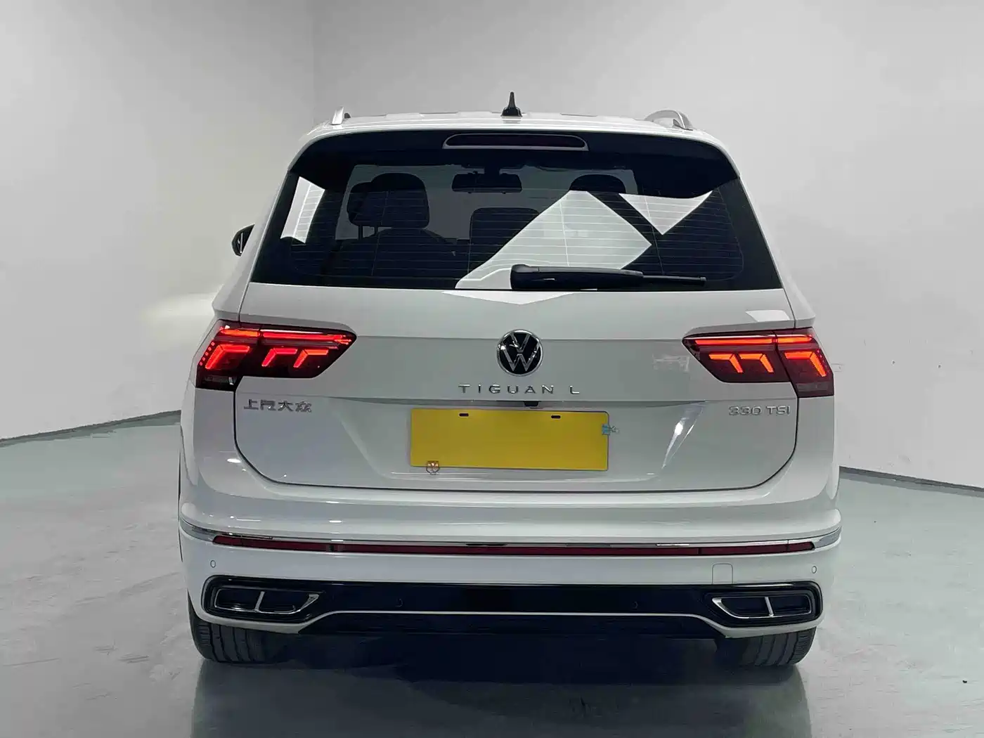 Volkswagen Tiguan L 2023 Facelift 330TSI Automatic 2WD Smart Edition фото 8