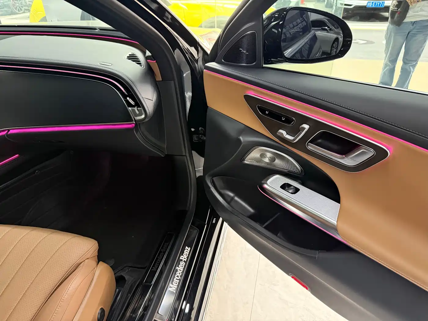 Mercedes-Benz E-Class 2025 E 300 L Luxury Sport фото 5