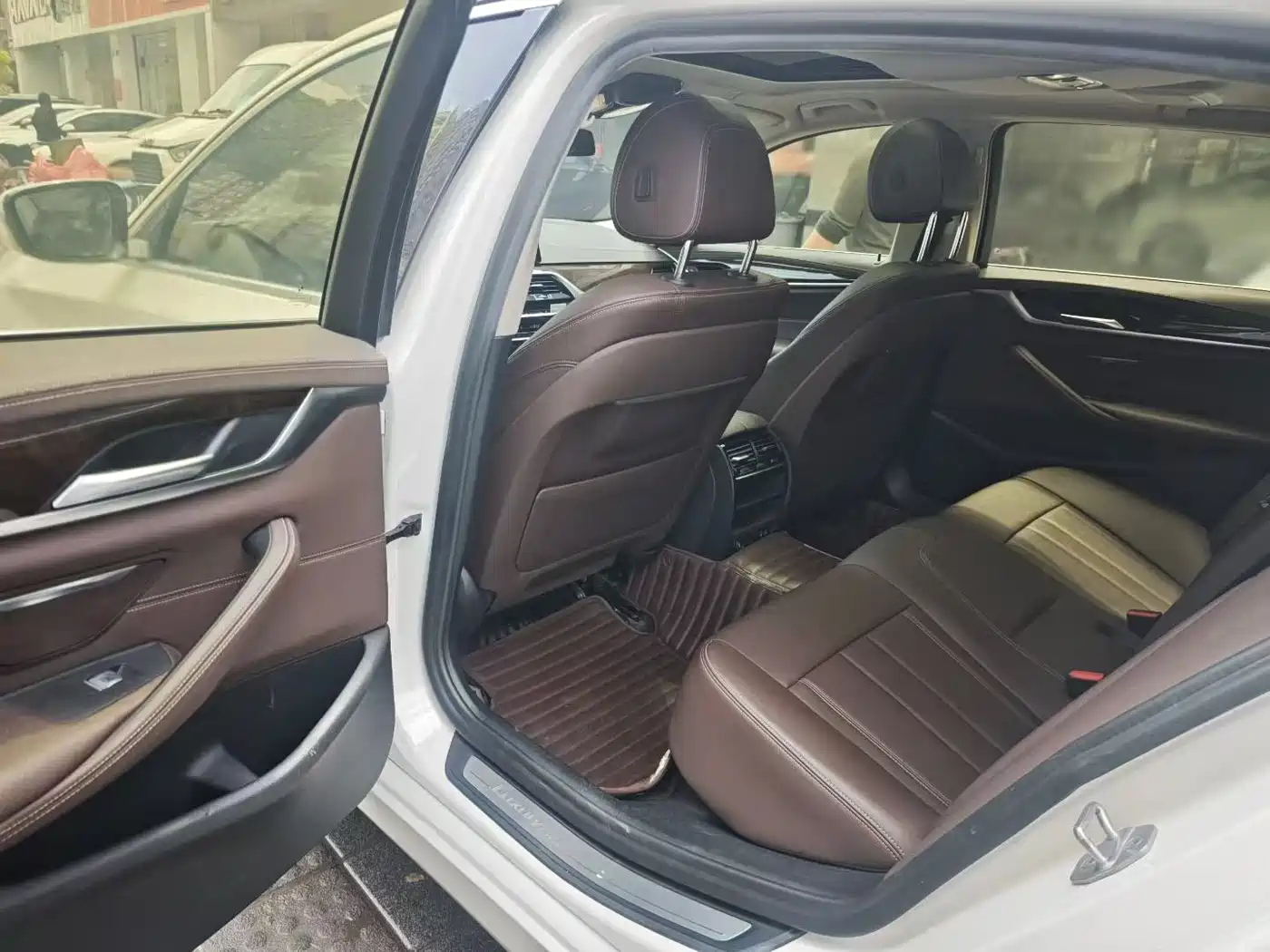 BMW 5 Series 2020 525Li Luxury Package фото 9