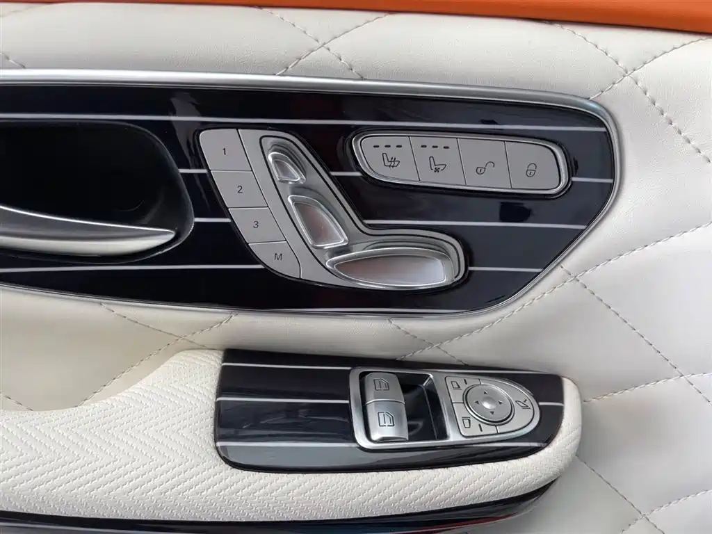 MERCEDES-BENZ V CLASS