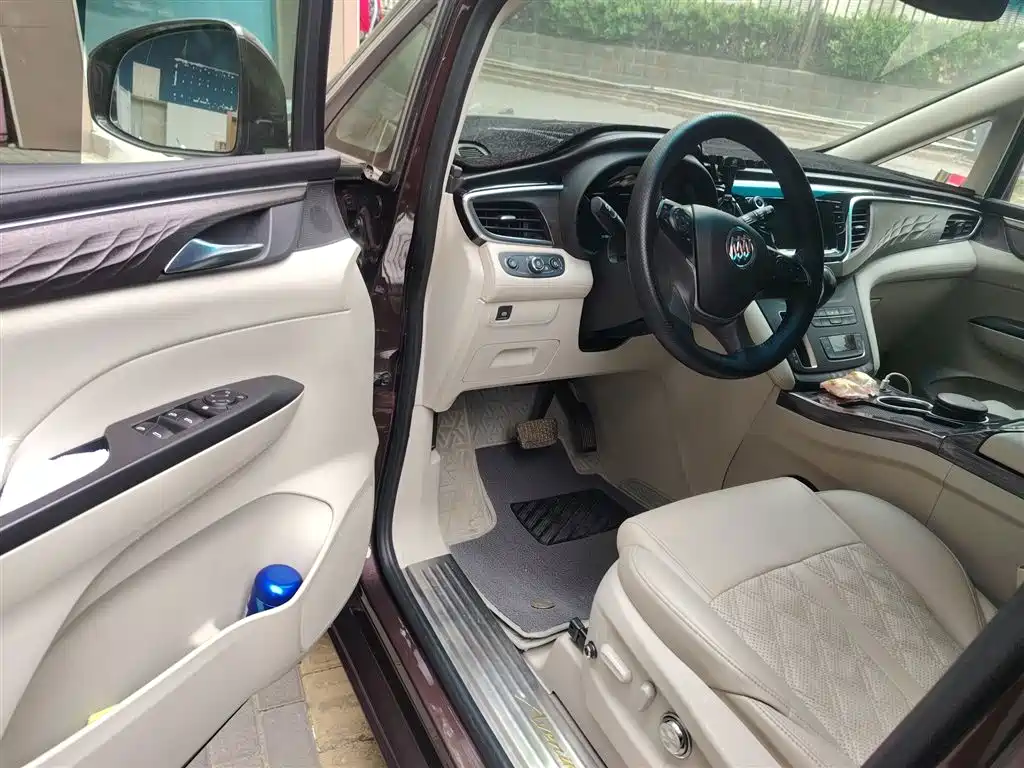 Buick GL8 2018 ES 28T Comfort Type China VI фото 14