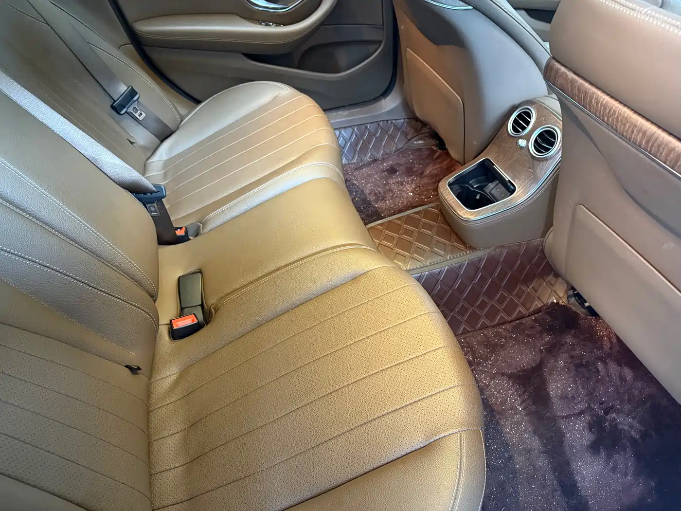 Mercedes-Benz E-Class 2023 E 300 L Fashion фото 7