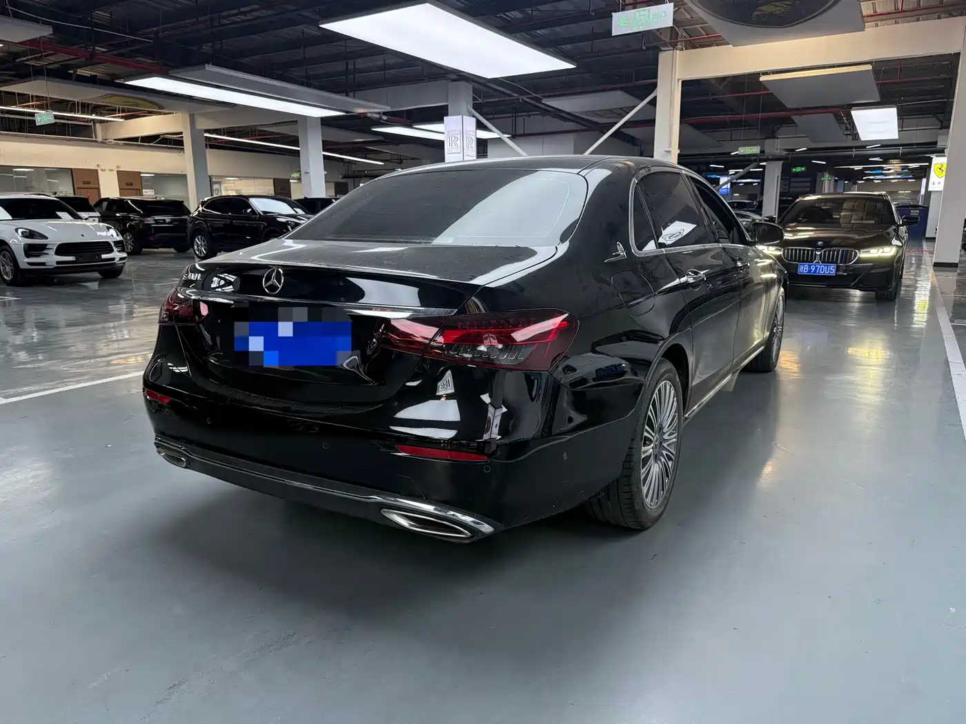 Mercedes-Benz E-Class 2023 E 300 L Fashion фото 11