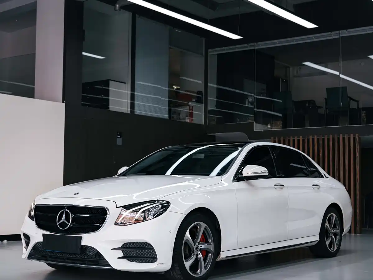Mercedes-Benz E-Class 2017 E 300 L Sport Fashion