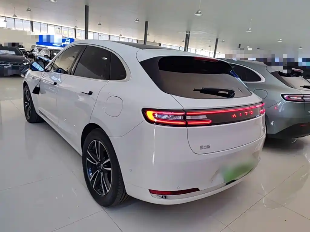 2026 AITO Wenjie AITO M5