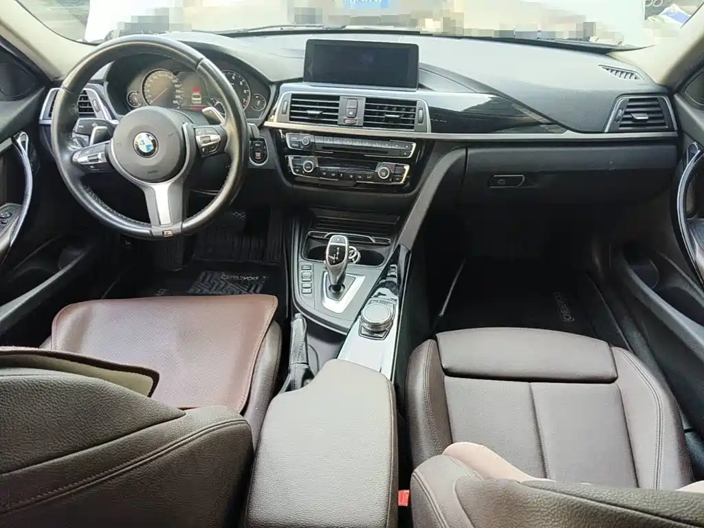 Фото 12 - BMW 3 Series
