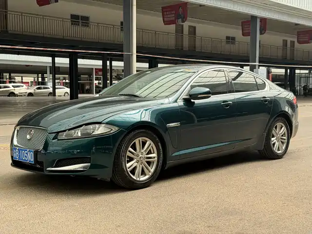  Jaguar Jaguar XF 2014 XF 2.0T Elegance Edition