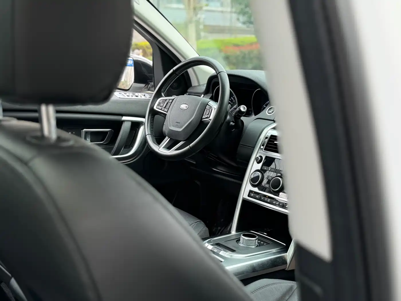 Land Rover Discovery Sport 2017 2.0T HSE фото 21