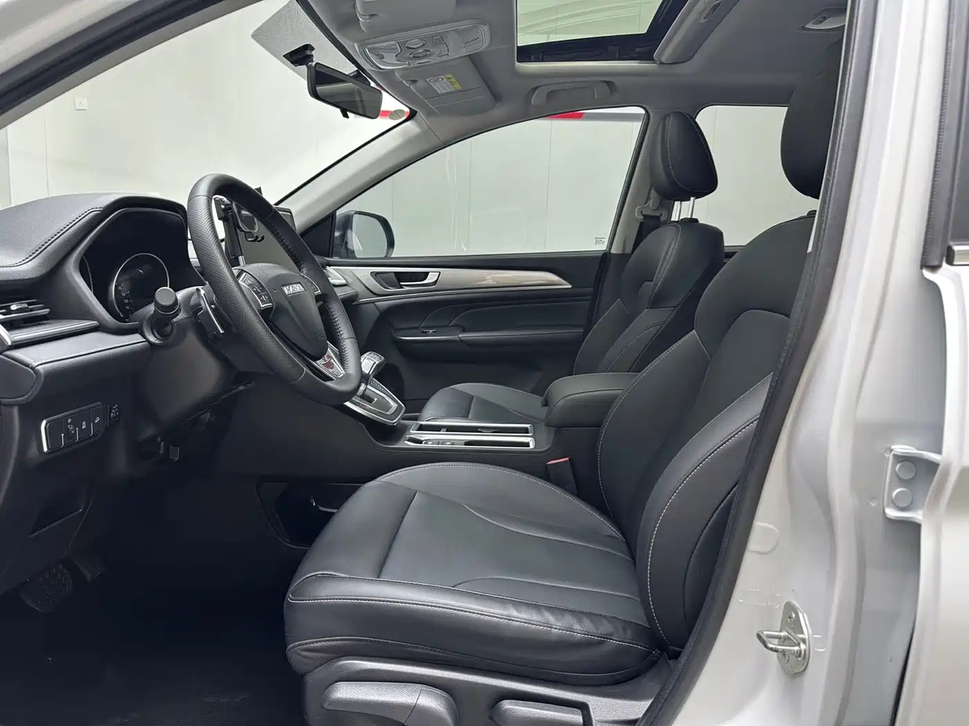 Haval M6 2021 PLUS 1.5T DCT Luxury Smart Connect фото 8