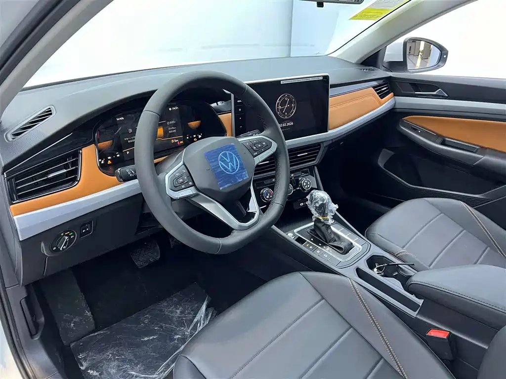 Volkswagen Bora 2025 Facelift 200TSI DSG Navigation Edition фото 30