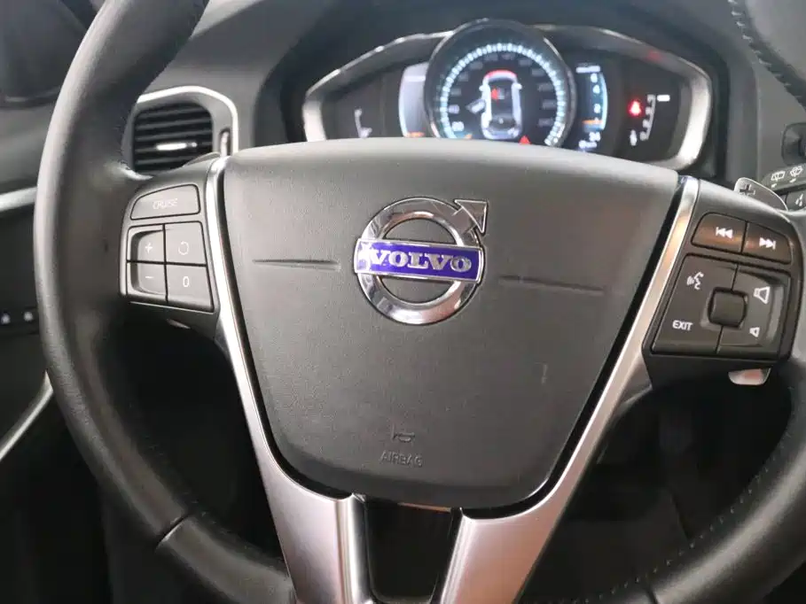 Volvo V60 2017 2017 T5 Zhi Ya Edition China V