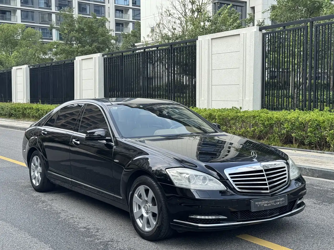 Mercedes-Benz S-Class 2012 S 300 L Business Grand Edition фото 2