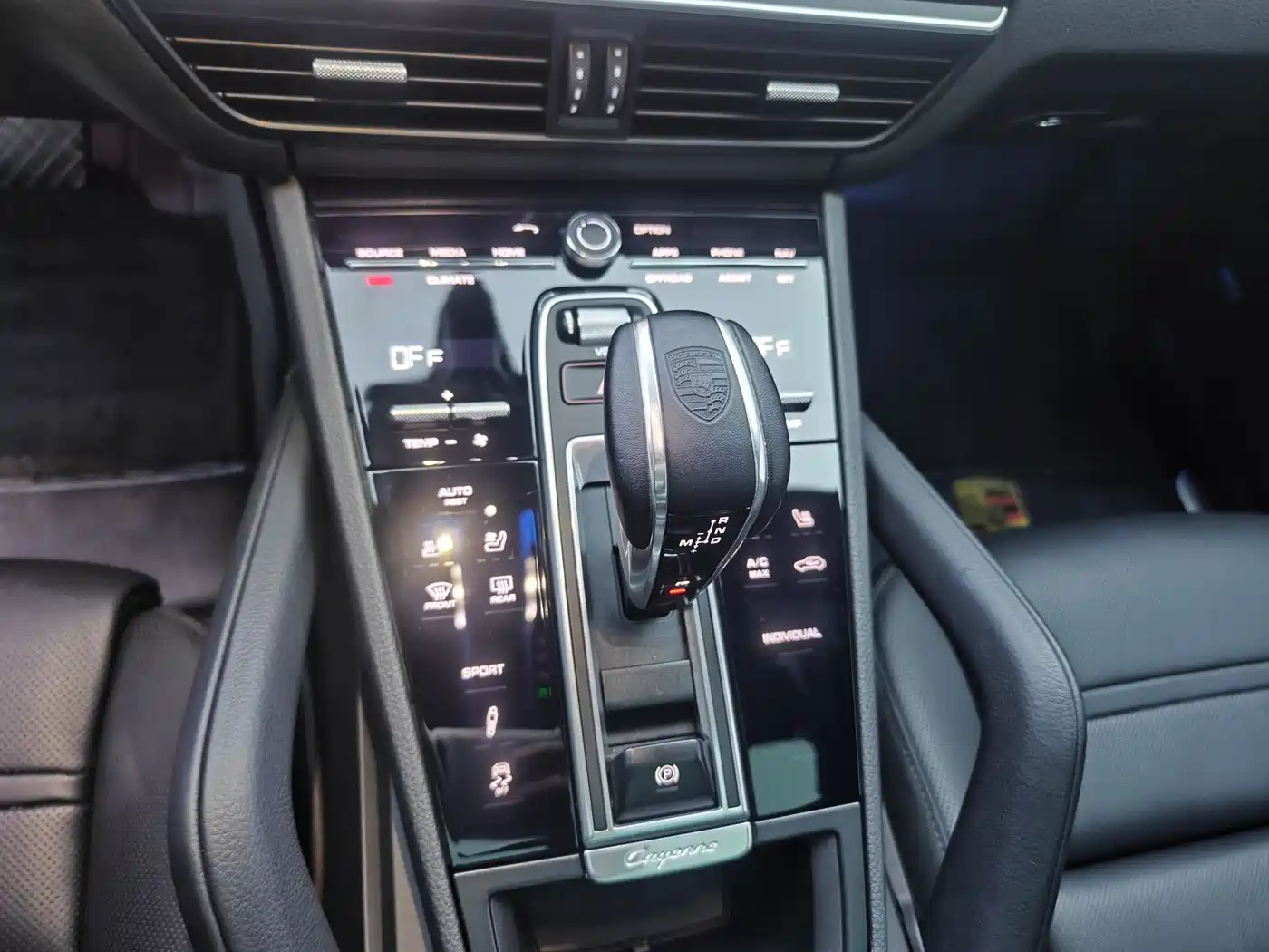 Porsche Cayenne 2019 Cayenne 3.0T фото 15
