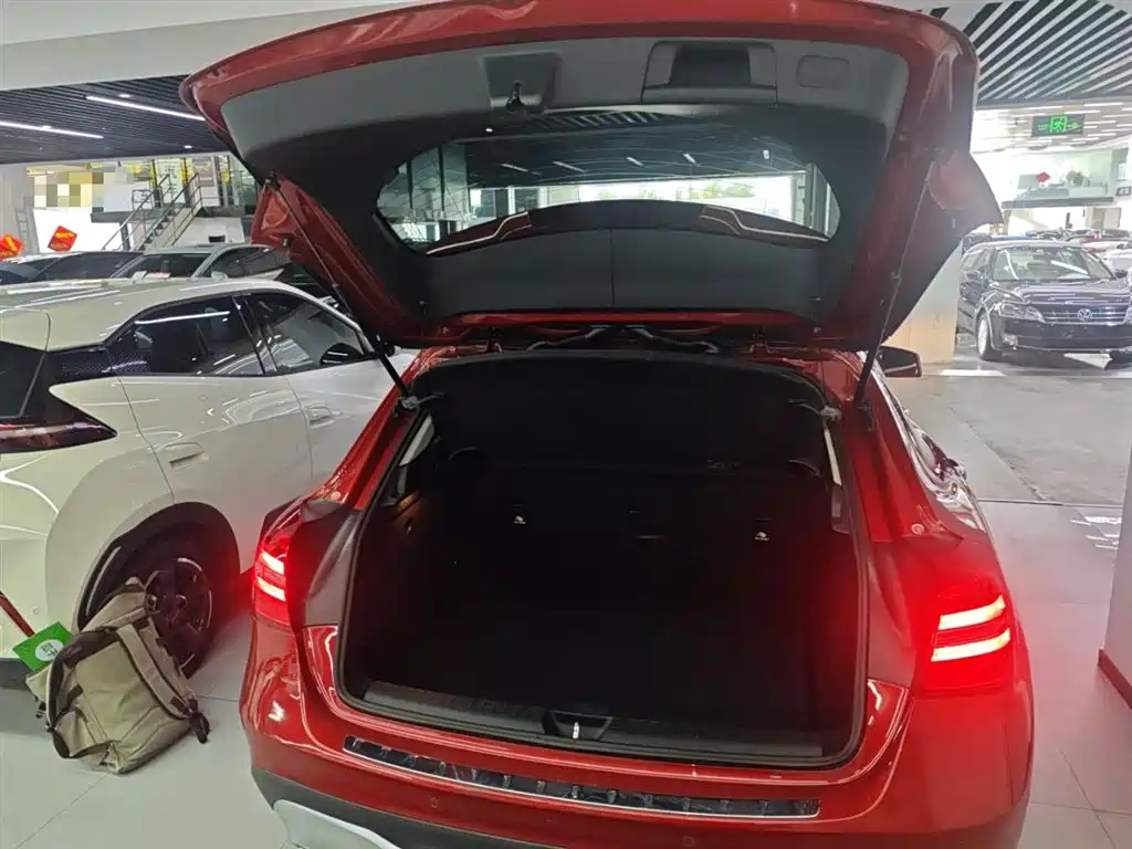 Mercedes-Benz GLA 2018 GLA 200 Dynamic фото 15
