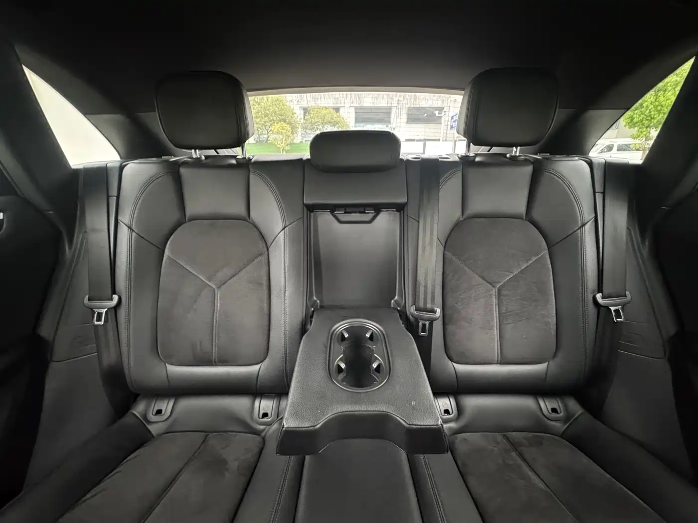 Porsche Macan 2016 Macan 2.0T фото 21