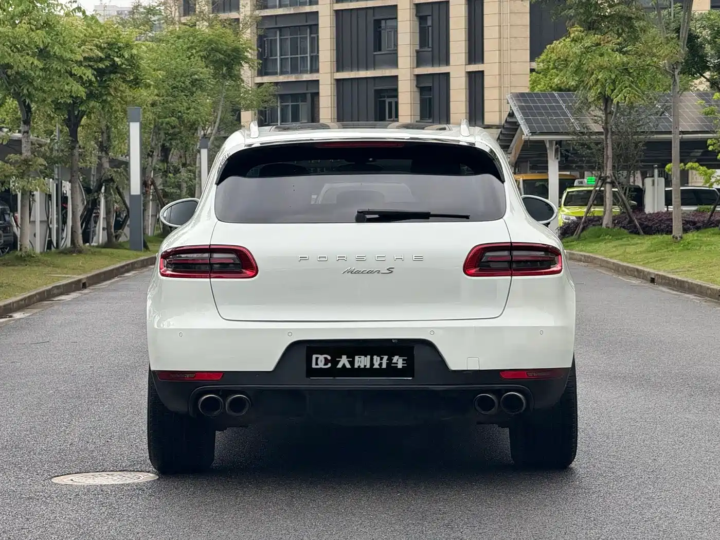 Porsche Macan 2016 Macan 2.0T фото 5