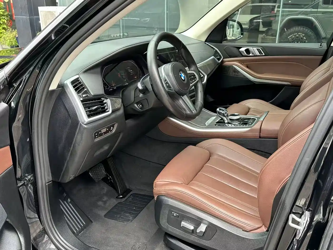 BMW X5 (Import) 2021 xDrive30i M Sport Package фото 6