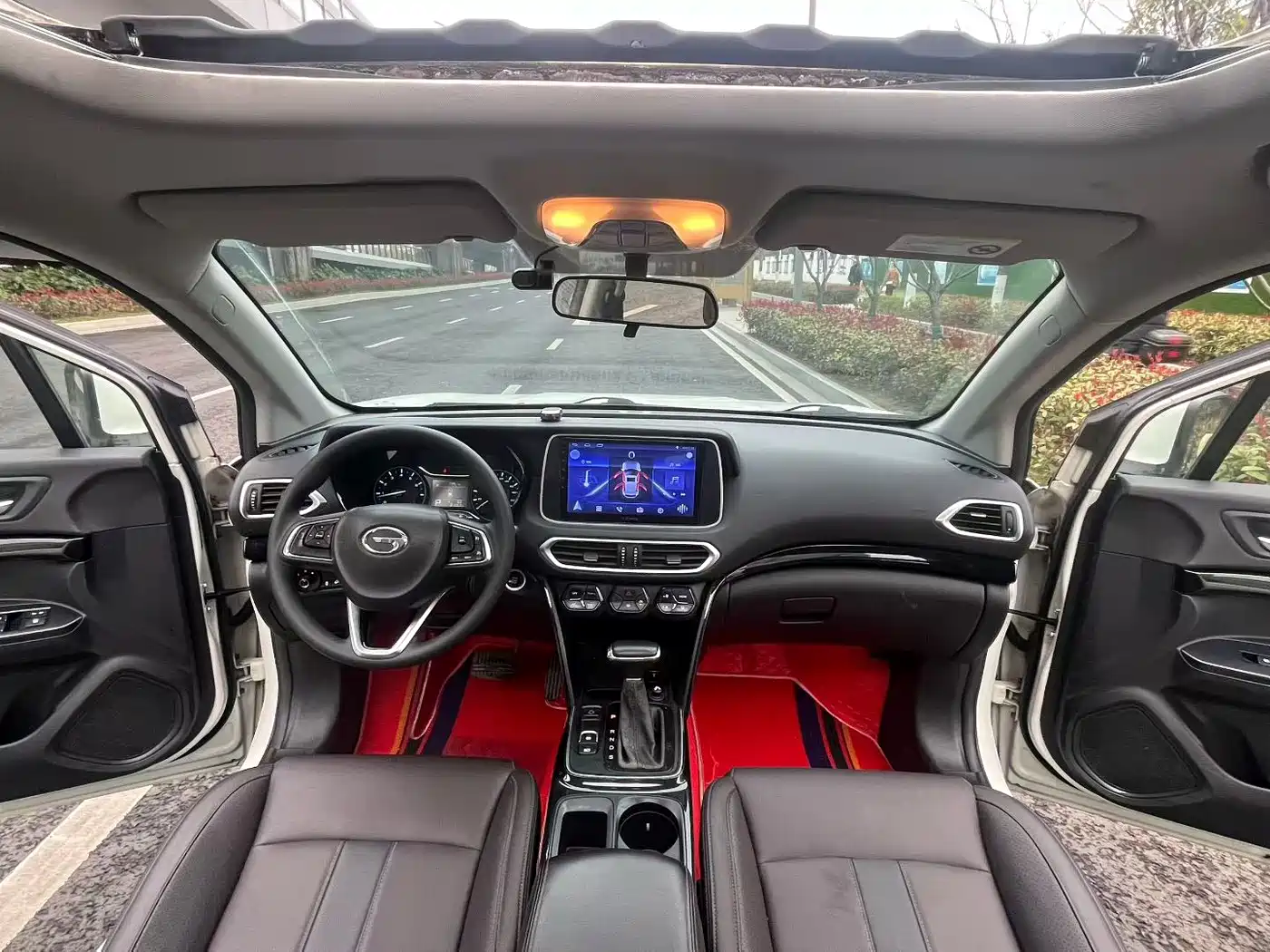 GAC Trumpchi Trumpchi GS4 2018 235T Automatic 2WD Elite Million Commemorative Edition фото 6